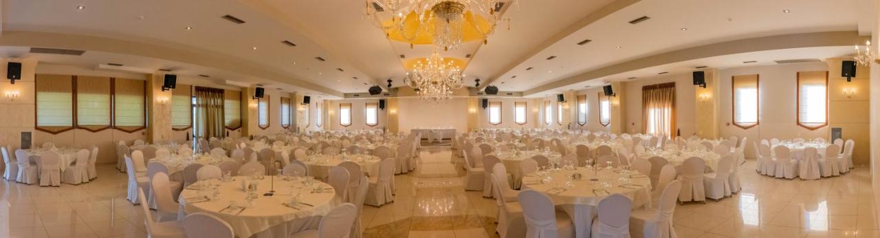Buka Sandy Beach Messini Ngoại thất bức ảnh