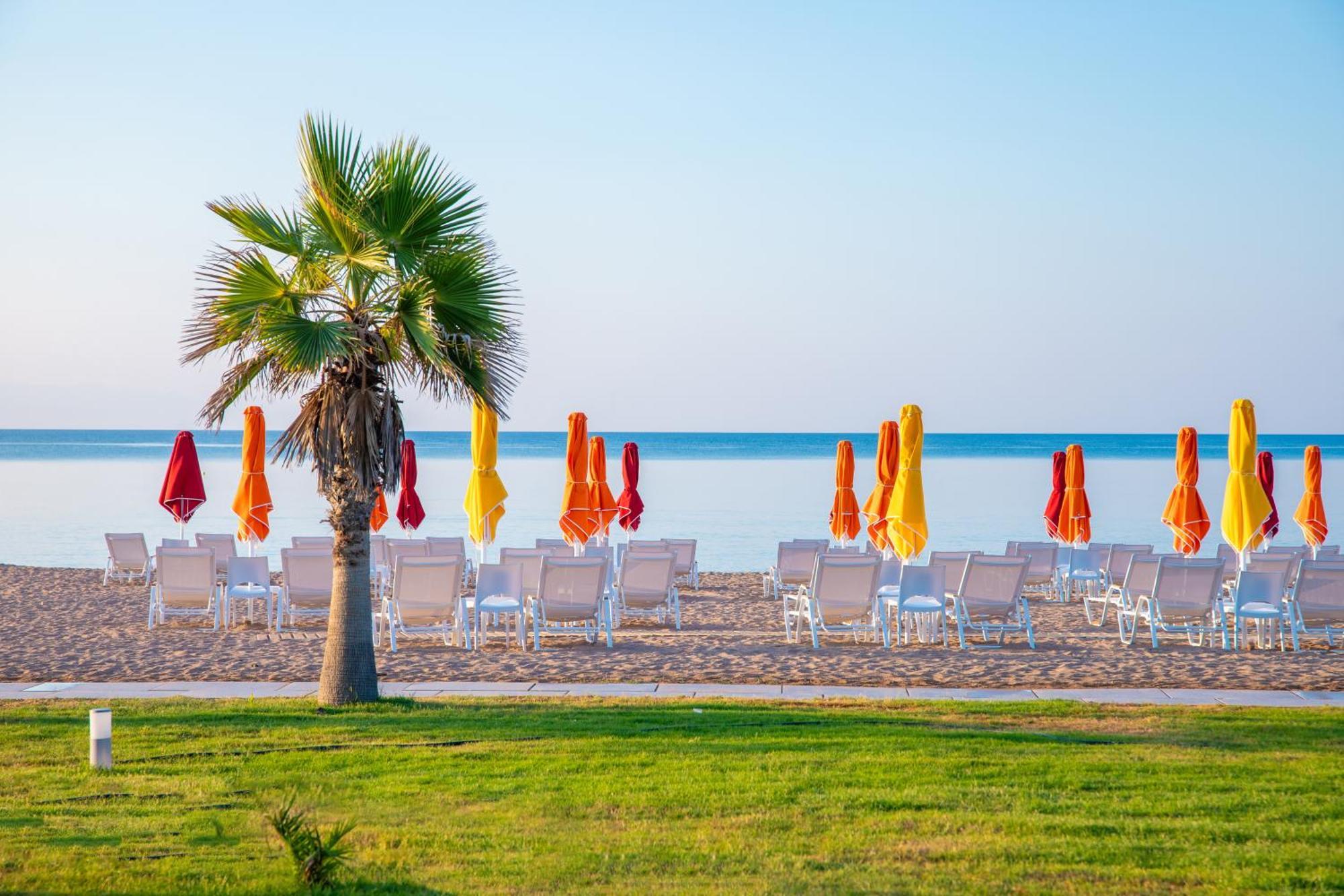 Buka Sandy Beach Messini Ngoại thất bức ảnh