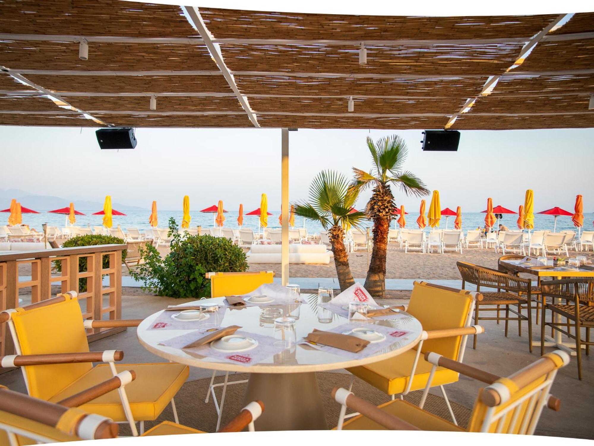 Buka Sandy Beach Messini Ngoại thất bức ảnh