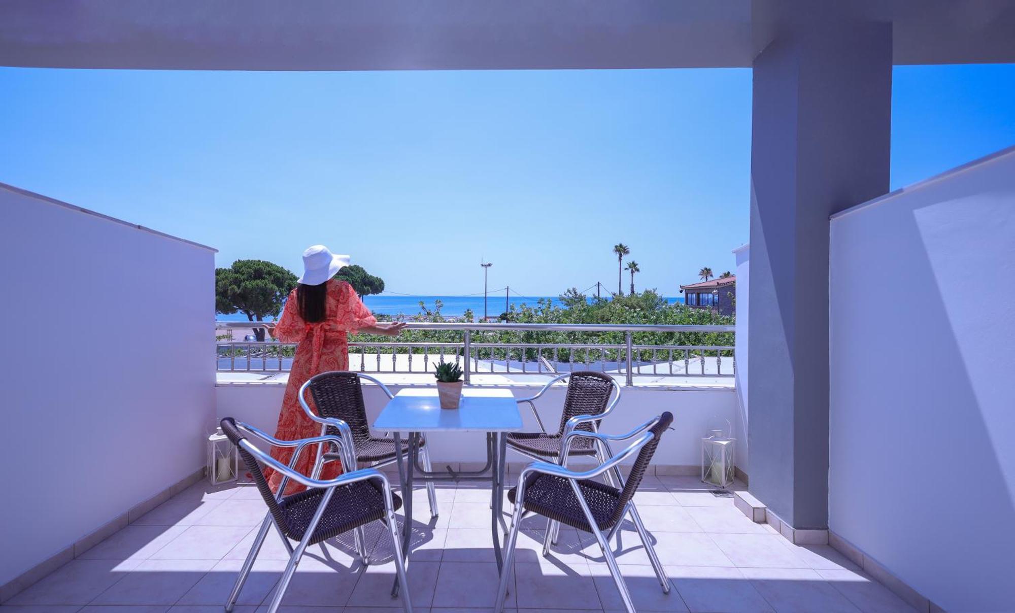 Buka Sandy Beach Messini Ngoại thất bức ảnh